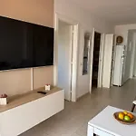 Esmeralda 15 *